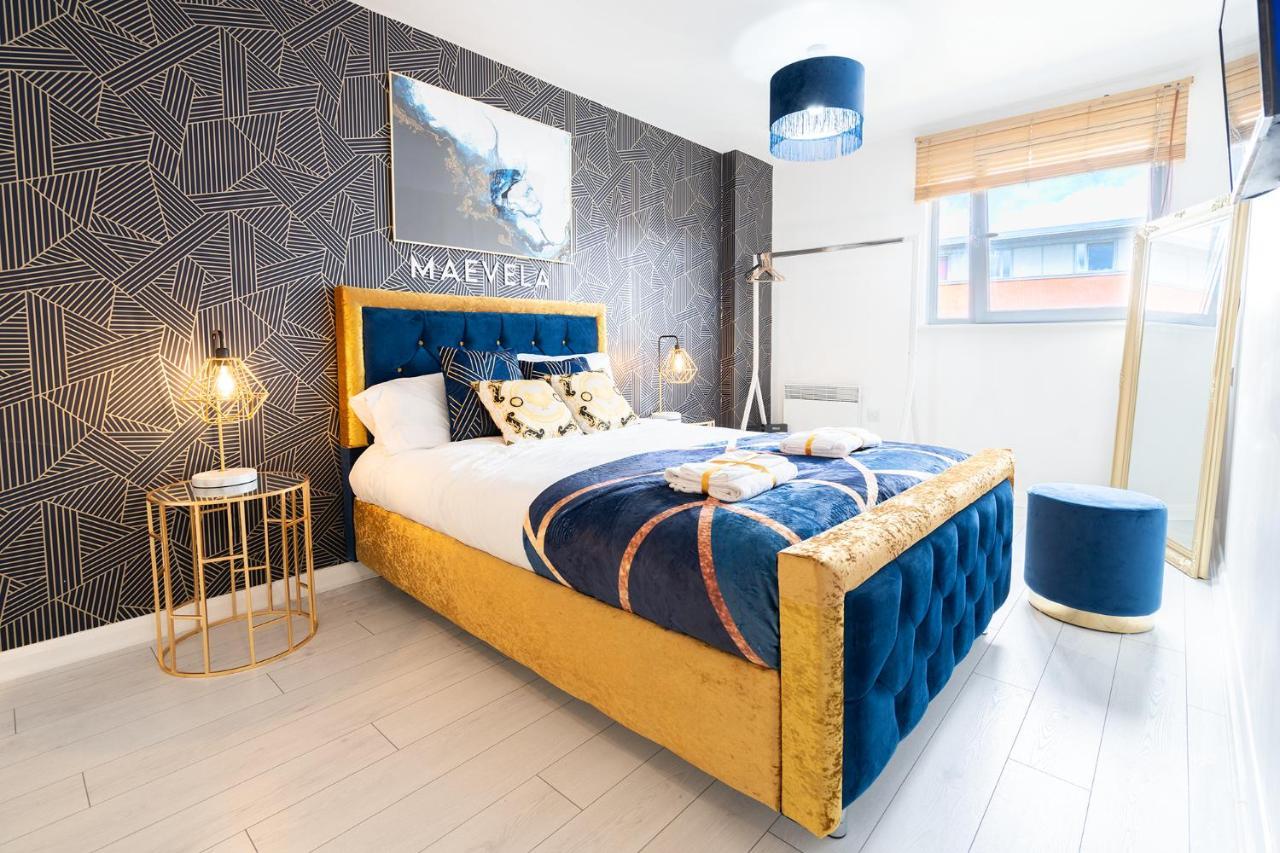 Maevela Apartments - Ultra Lavish Luxury 2 Bed Apartment City Centre - With Balcony - Free Secure Parking - Ps4 & Smart Tv'S Birmingham Zewnętrze zdjęcie