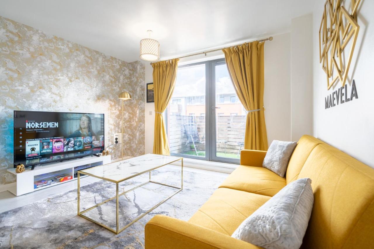 Maevela Apartments - Ultra Lavish Luxury 2 Bed Apartment City Centre - With Balcony - Free Secure Parking - Ps4 & Smart Tv'S Birmingham Zewnętrze zdjęcie