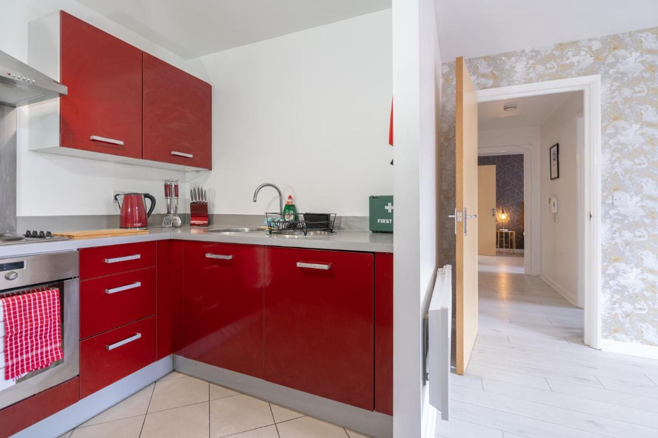 Maevela Apartments - Ultra Lavish Luxury 2 Bed Apartment City Centre - With Balcony - Free Secure Parking - Ps4 & Smart Tv'S Birmingham Zewnętrze zdjęcie
