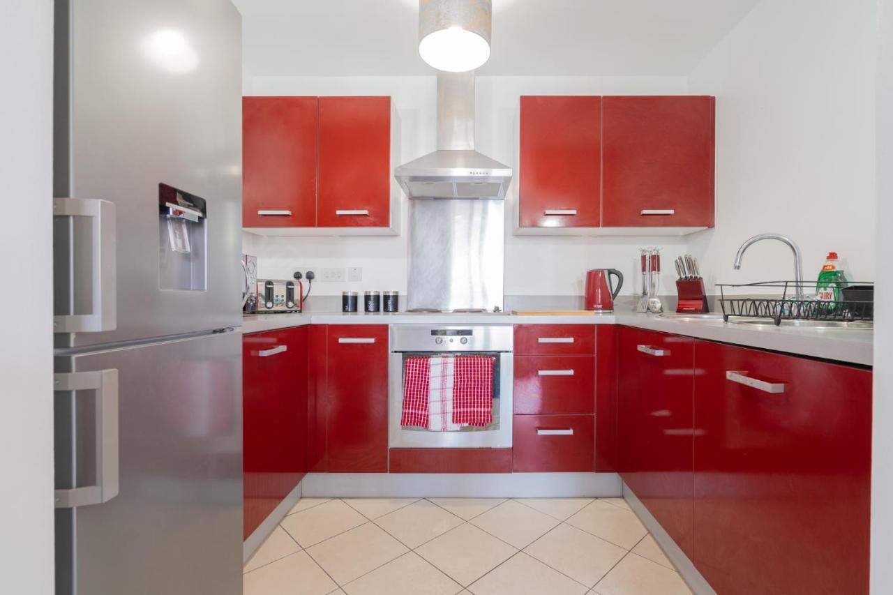 Maevela Apartments - Ultra Lavish Luxury 2 Bed Apartment City Centre - With Balcony - Free Secure Parking - Ps4 & Smart Tv'S Birmingham Zewnętrze zdjęcie