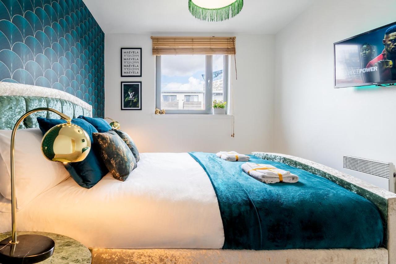 Maevela Apartments - Ultra Lavish Luxury 2 Bed Apartment City Centre - With Balcony - Free Secure Parking - Ps4 & Smart Tv'S Birmingham Zewnętrze zdjęcie