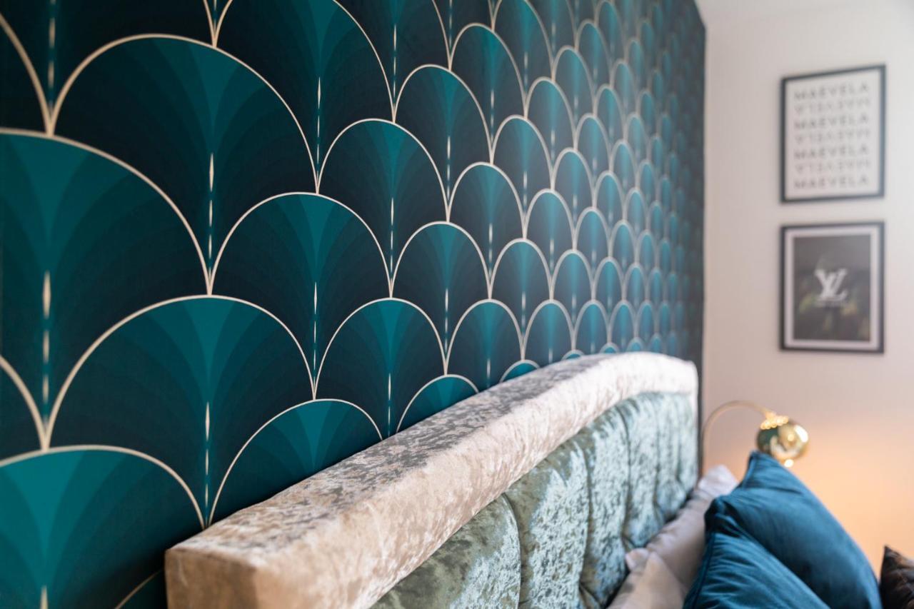 Maevela Apartments - Ultra Lavish Luxury 2 Bed Apartment City Centre - With Balcony - Free Secure Parking - Ps4 & Smart Tv'S Birmingham Zewnętrze zdjęcie