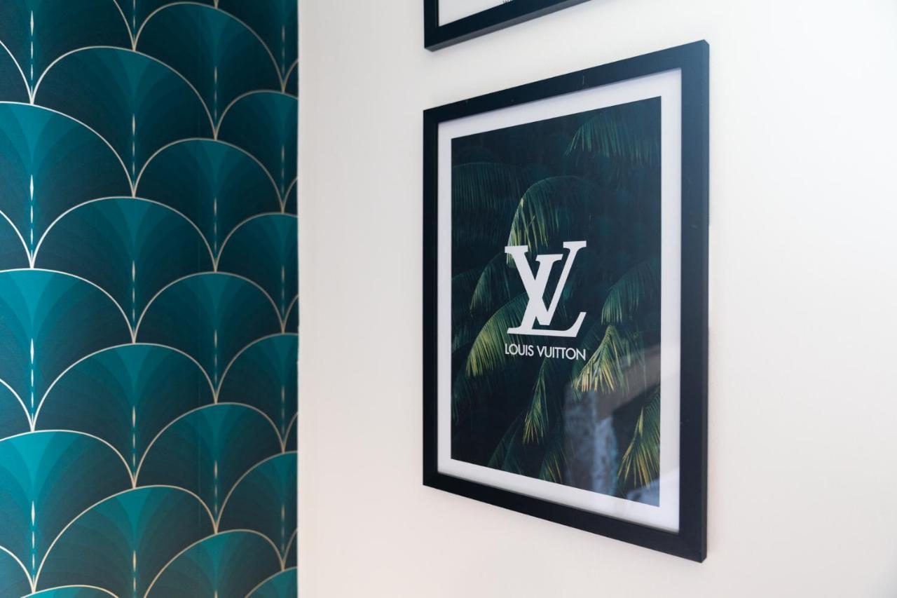 Maevela Apartments - Ultra Lavish Luxury 2 Bed Apartment City Centre - With Balcony - Free Secure Parking - Ps4 & Smart Tv'S Birmingham Zewnętrze zdjęcie