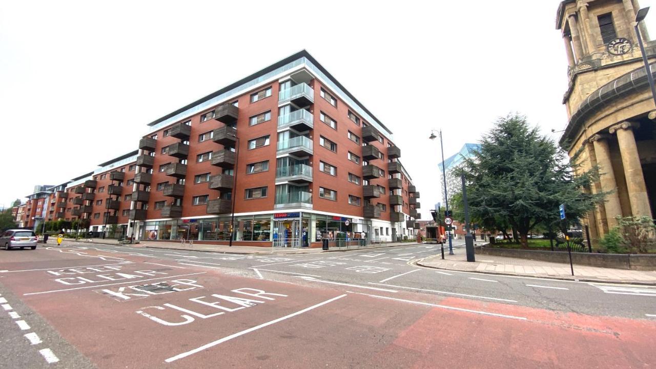 Maevela Apartments - Ultra Lavish Luxury 2 Bed Apartment City Centre - With Balcony - Free Secure Parking - Ps4 & Smart Tv'S Birmingham Zewnętrze zdjęcie
